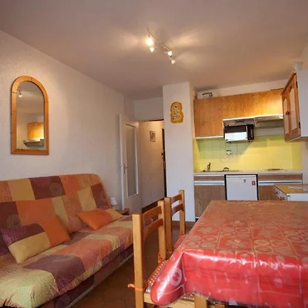 4 Pers, Proche Plage, Parking, Climatisé - Fr-1-803-81 * Le Lavandou