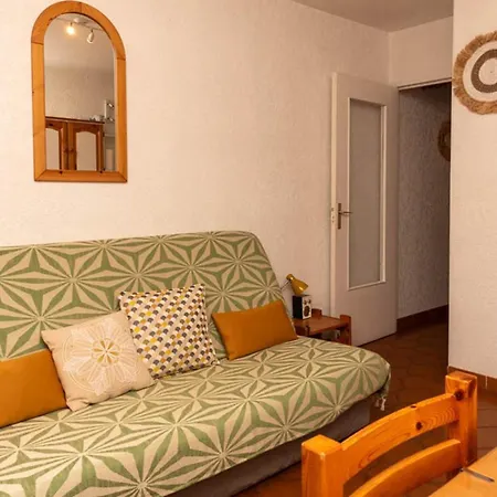 Apartamento Le Lavandou: 4p, Proche Plage, Clim, Parking - Fr-1-803-81 *